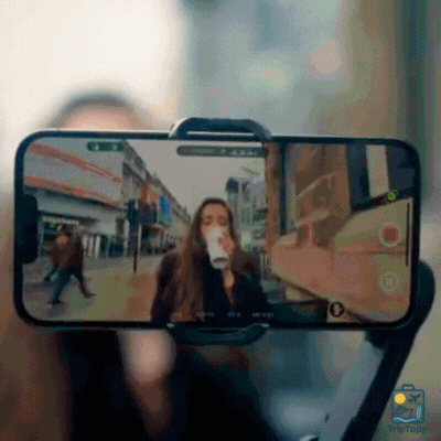 FocusFlow AI Gimbal, a lightweight addition to any carry-on travel kit - travel accessories Australia
